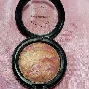 MAC Perfect Topping Mineralize Skinfinish